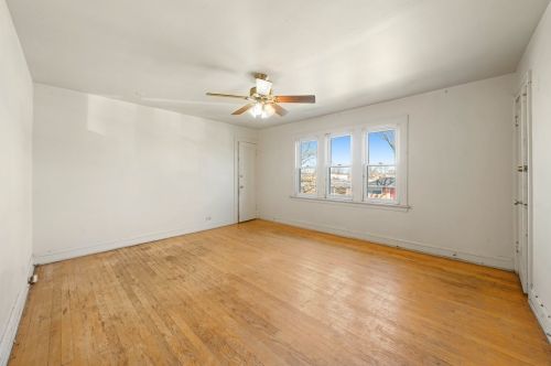 9540 Lowe Ave, Chicago IL 60628-7435 exterior