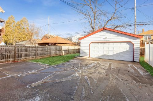 2944 61st St, Milwaukee WI  53219-3035 exterior