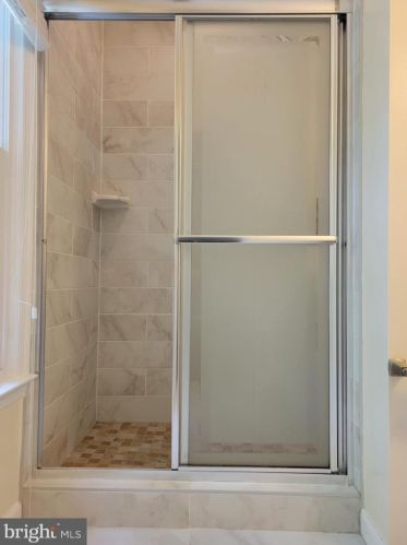 2707 Deer Ridge Dr, Silver Spring MD 20904-7140 exterior