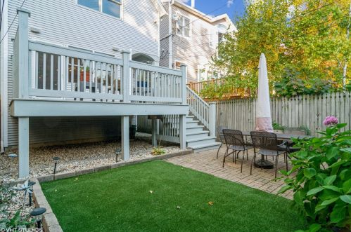 1845 Cornelia Ave, Chicago IL 60657-1022 exterior