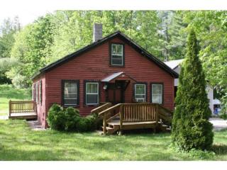 24 Queen St, Concord, NH 03303-1116