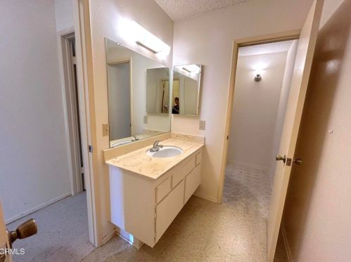 1960 Norma St, Oxnard CA 93036-2709 exterior