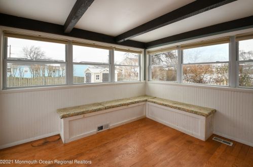 3225 Kickapoo Ave, Point Pleasant Beach NJ 08742-3429 exterior