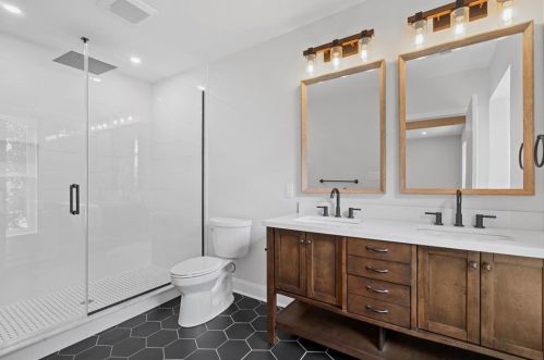 7716 Westmoreland Ave, Pittsburgh PA 15218-2130 exterior