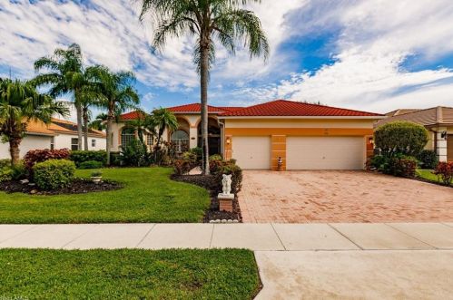 796 Grand Rpd Blvd, Naples FL 34120-4469 exterior