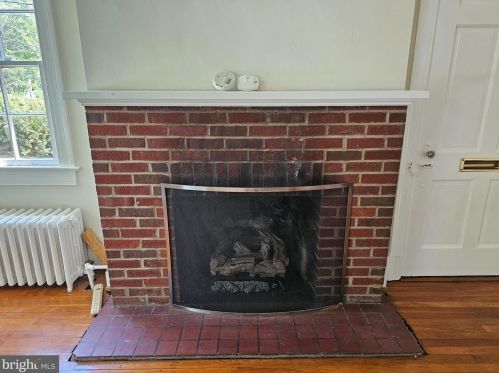 9216 Flower Ave, Silver Spring MD 20912-6641 exterior