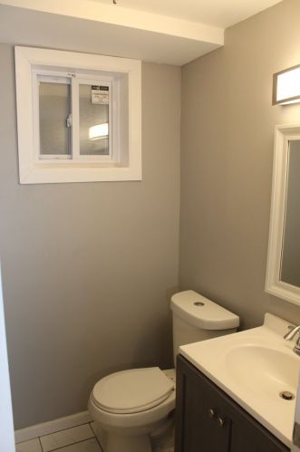 7530 Dobson Ave, Chicago IL 60619-4405 exterior