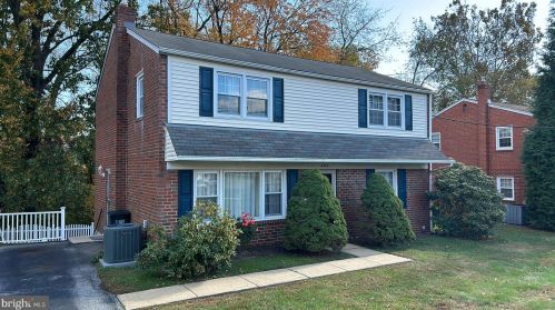 4922 Jackson Dr, Chester PA 19015-1008 exterior