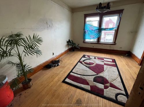 4335 Wood St, Chicago IL  60609-3138 exterior