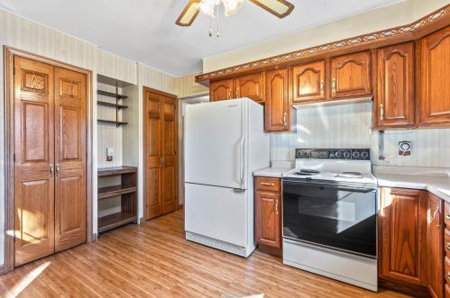 3218 43rd St, Milwaukee, WI 53219-4803