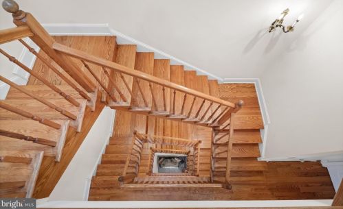 124 Bainbridge St, Philadelphia PA 19147-1866 exterior