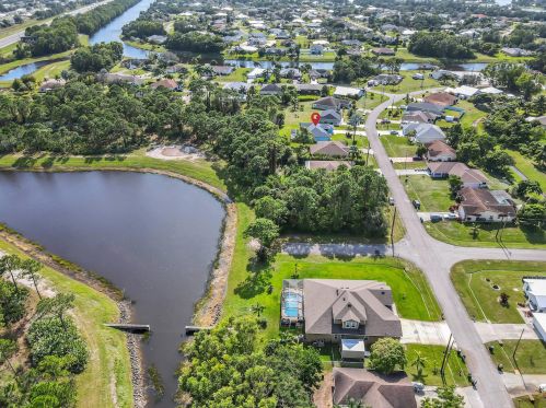 3119 Ann Arbor Rd, Fort Pierce FL  34953-6926 exterior