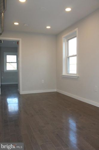 343 Christian St, Philadelphia PA 19147-4004 exterior