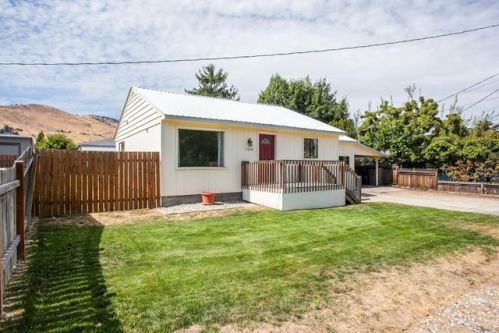 1114 Poplar Ave, Wenatchee WA  98801-1404 exterior