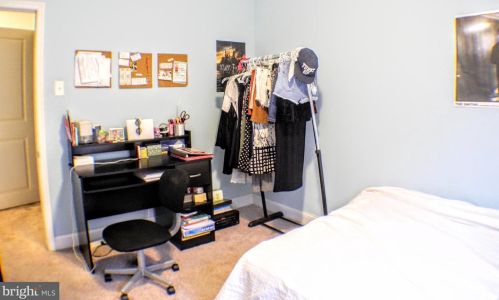 223 Girard Ave, Philadelphia PA 19130-1420 exterior