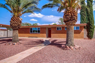 7334 Eastview Dr, Tucson AZ  85710-5519 exterior