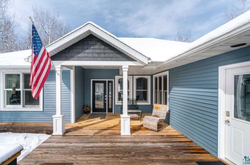 9127 Superior St, Duluth MN 55812-2139 exterior