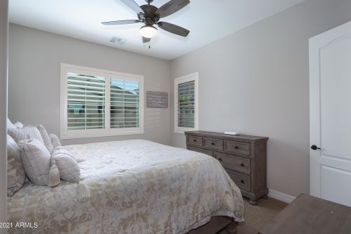 2913 Ebony Dr, Chandler AZ 85286 exterior