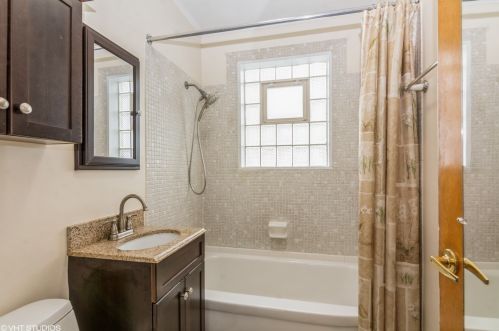 12611 Elizabeth St, Chicago IL  60827-6110 exterior