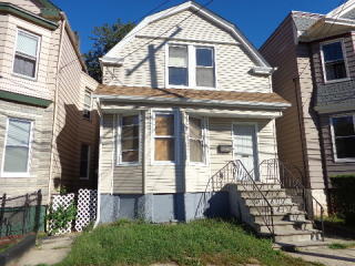 206 21st St, Irvington NJ  07111-4523 exterior