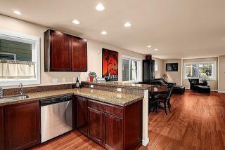 942 96th St, Seattle WA  98103-3208 exterior