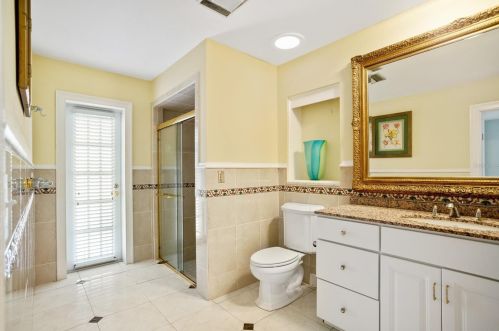 126 Spg Vly Loop, Altamonte Springs FL 32714-6509 exterior