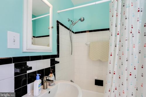 10412 Inwood Ave, Silver Spring MD 20902-3510 exterior