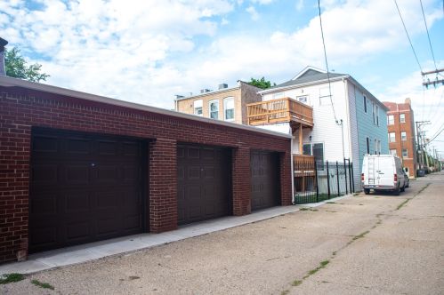 120 Leclaire Ave, Chicago IL  60644-3409 exterior