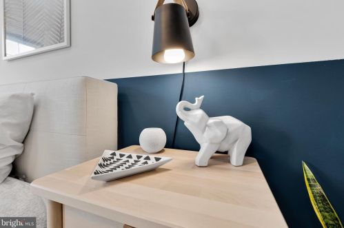 815 Longfellow St, Washington DC  20011-8205 exterior