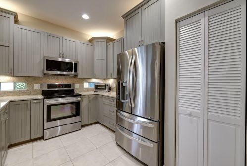 403 Southstar Dr, Fort Pierce FL 34949-9121 exterior