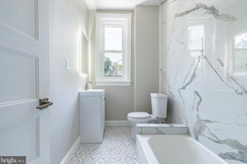 5132 12 St, Philadelphia PA 19123-1103 exterior