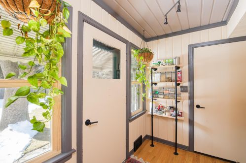 9705 Ctr St, Milwaukee WI 53222-4526 exterior