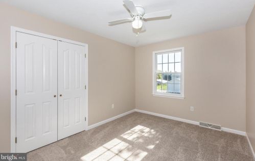 416 Lexington Way, Littlestown PA 17340-1567 exterior