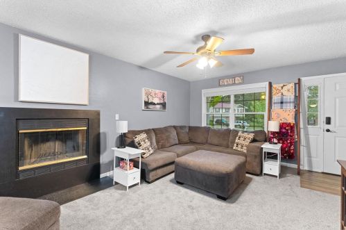 908 Falcon Dr, Imperial MO 63052-1747 exterior