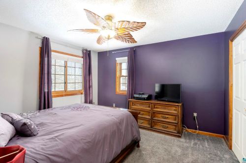 5939 Rose Rd, Duluth MN 55811-1219 exterior