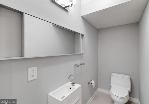 1107 Berks St, Philadelphia PA 19131-3206 exterior