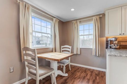 208 Darnley Dr, Moon Twp PA 15108-9753 exterior