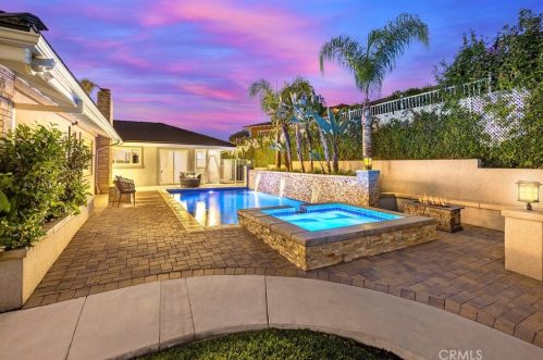 1347 Dana Pl, Fullerton CA  92831-1108 exterior