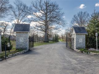 6969 79th St, Indianapolis IN  46278-1281 exterior