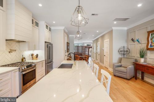 219 Morgan St, Washington DC  20001-1217 exterior