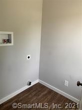 476 High St, Torrington CT 06790-5107 exterior