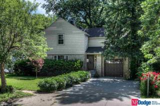 1607 52nd St, Omaha NE  68117-2429 exterior