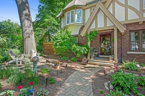 800 Sigsbee St, Grand Rapids, MI 49506-2537