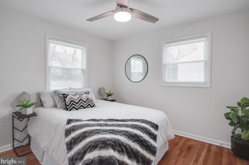 11902 Valleywood Dr, Silver Spring MD 20902-2235 exterior