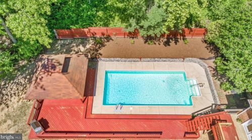 1070 Carson Dr, Huntingtown MD 20639-9507 exterior