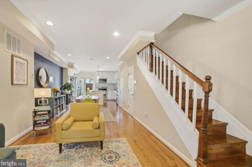 454 Delafield Pl, Washington DC  20011-6111 exterior