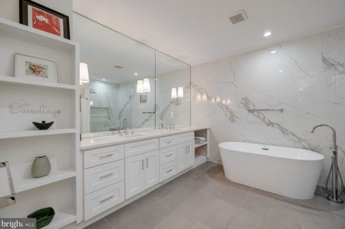 1818 37th St, Washington DC  20007-2238 exterior