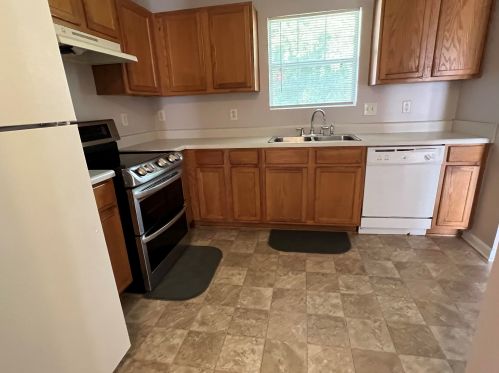 5583 Windfall Ln, Lithonia GA  30058-2628 exterior