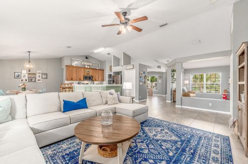 1750 Gaskins Cir, Fort Pierce, FL 34952-6635