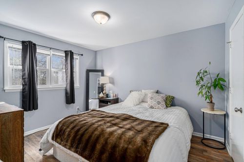 4762 Norfolk Cir, Kalamazoo MI  49024-3828 exterior